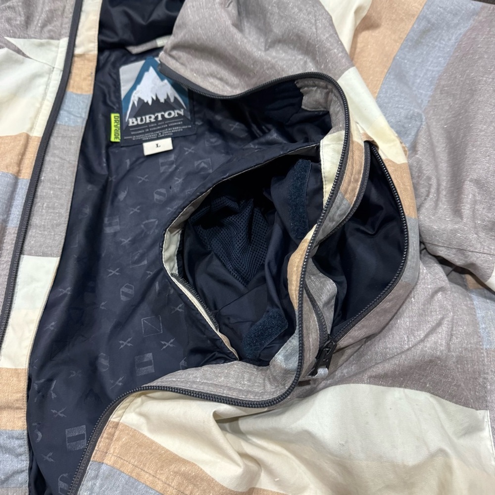 Burton Men’s Snowboard Jacket - Large - Picture 16 of 16
